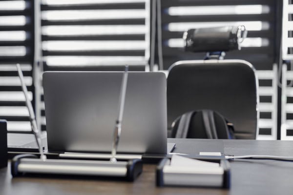 Wellness Sanofit: Strahlenschutz am Arbeitsplatz – Maßnahmen für Arbeitgeber und Arbeitnehmer